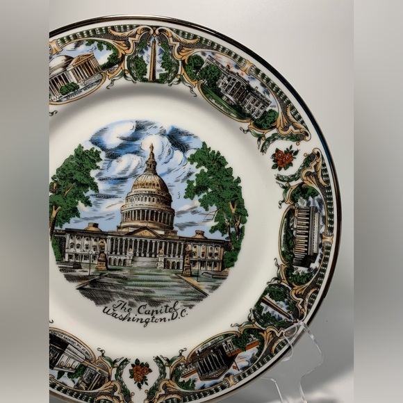 The Capital of Washington D.C. Souvenir Plate 10 Inches Colorful Gold Rimmed - Picture 11 of 14